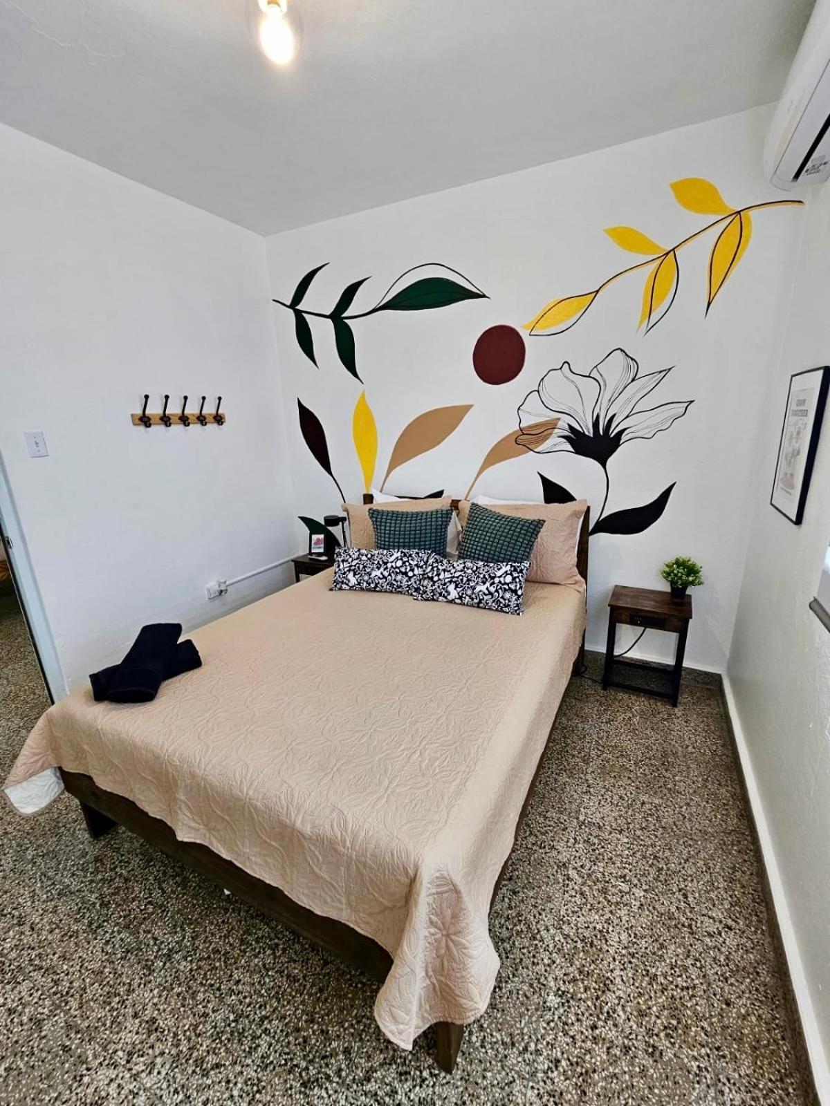 Urban Tropical Oasis In San Juan Apartment Екстериор снимка